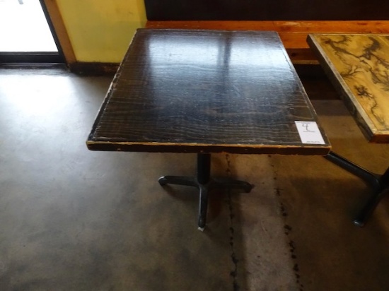 TABLE 33X28