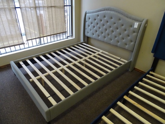 QUEEN SIZE HEADBOARD, FOOTBOARD & FRAME