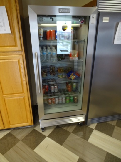 FRIGIDAIRE COMMERCIAL REFRIGERATOR ON CASTERS