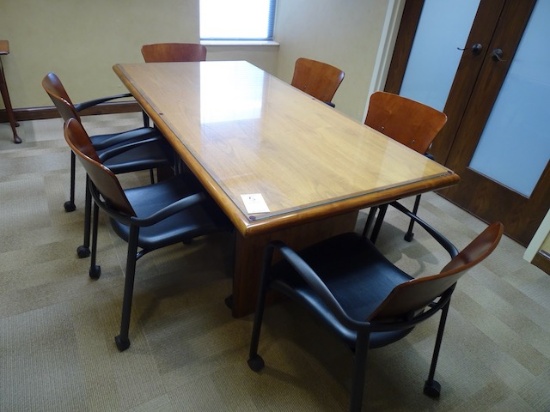 SMALL CONFERENCE TABLE W/6 CHAIRS X1