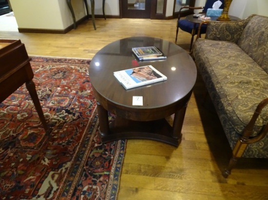 OVAL COFFEE TABLE W/GLASS TOP