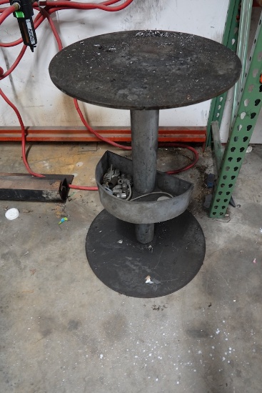 STEEL WORK STAND