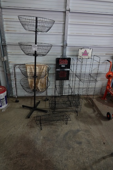 WIRE BASKET & MAGAZINE RACKS X1
