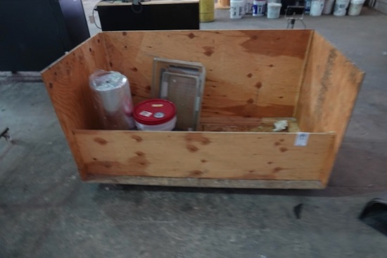 WOODEN BOX W/CASTERS