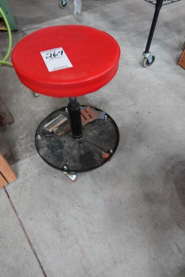 SHOP STOOL