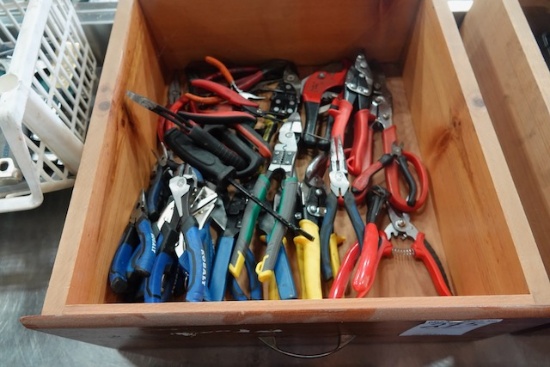 BOX OF PLIERS, CUTTERS, SNIPS, ETC