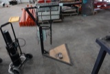 MANUAL EXTRUSION MACHINE