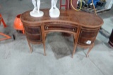 ANTIQUE DRESSING VANITY