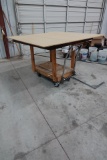 TABLE & CART