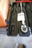 TORQUE WRENCH W/CASE