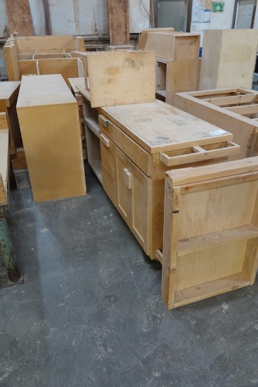 SHOP TABLES (X5)