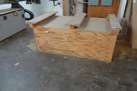 SHOP TABLE