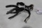 HORSESHOE RIFLE WALL MOUNT W/SPURS