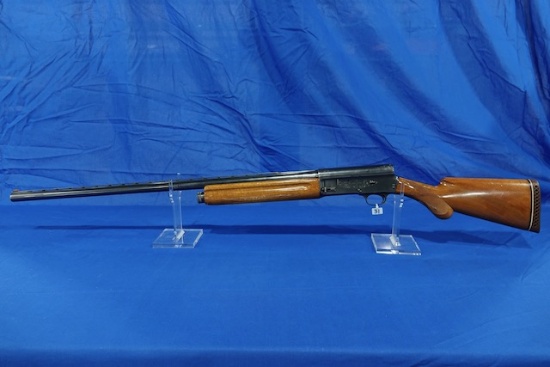 BROWNING 12 GA. SEMI-AUTO MOD. MAGNUM S/N: 61056