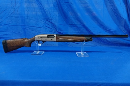 BERETTA 12 GA. PUMP MOD. A400-XPLOR W/CHOKES & SOFTCASE S/N: XA135363