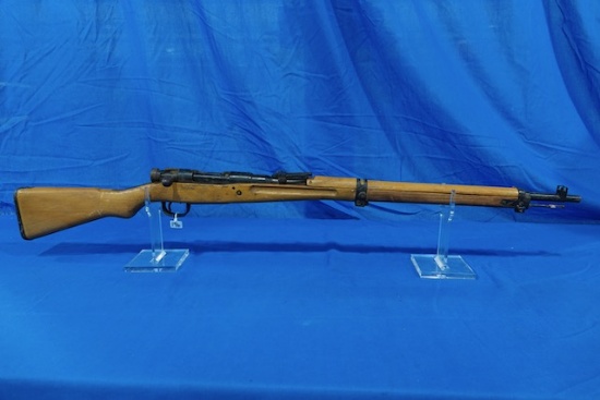 OLD JAPANESE OR CHINESE BOLT ACTION RIFLE S/N: 70556