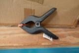 CASES OF SPRING CLAMPS 111 CT X1