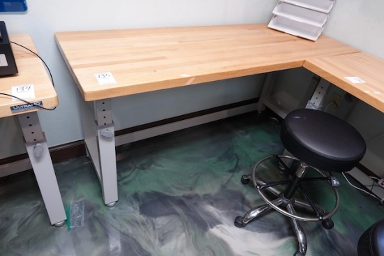 ULTRA HD ADJUSTABLE TABLES 2’X6’