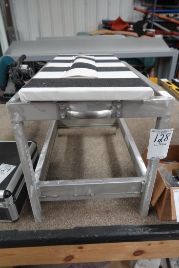 ALUMINUM BENCH
