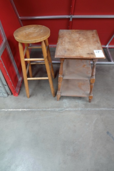 STOOL & TABLE X1