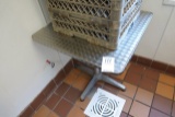 RESTAURANT TABLE
