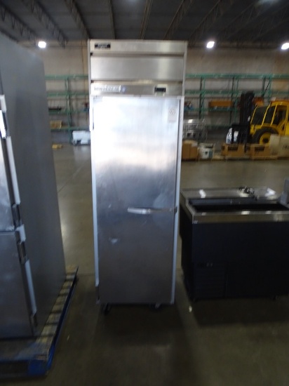 BEVERAGE AIR 1 DOOR REFRIGERATOR MOD: HR1-15-18