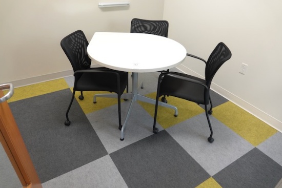TEARDROP SHAPED TABLE W/3 CHAIRS X1