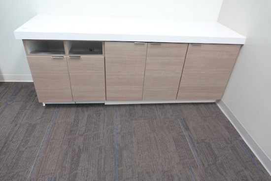 STORAGE COUNTER W/CLOCK X1
