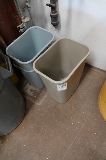 TRASH CANS (X3)