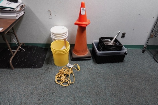 CONES, CORD & MISC X1