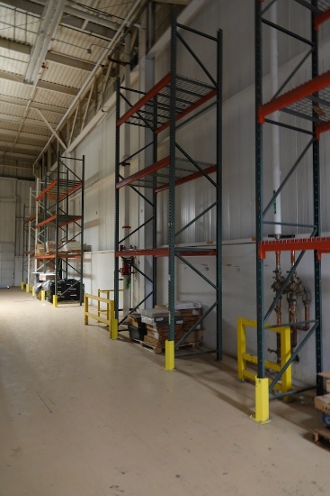 PALLET RACKING W/WIRE GRIDS