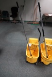 MOP BUCKET W/MOP HANDLE