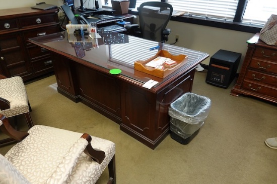 EXECUTIVE DESK