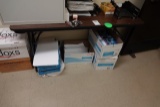 FOLDING TABLE