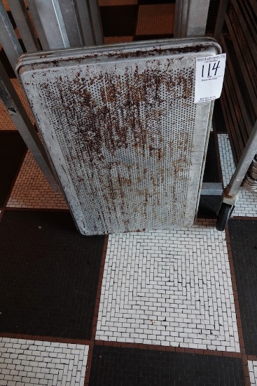 FULL SIZE PERFORATED PANS (X3)