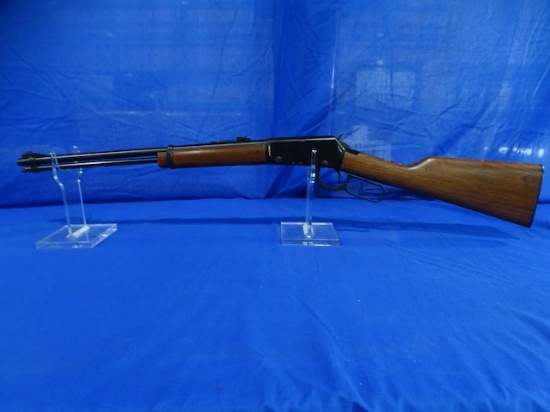 HENRY .22 LR LEVER ACTION S/N: 057844