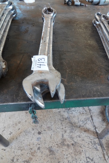 BUNDLE OF OPEN BOX END WRENCHES SAE