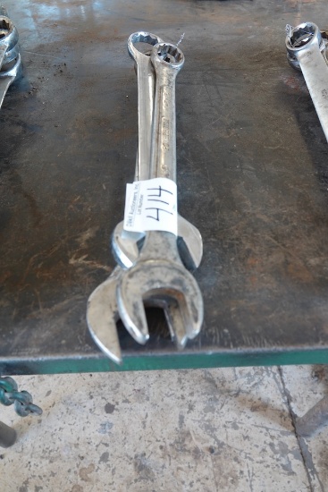 BUNDLE OF OPEN BOX END WRENCHES SAE