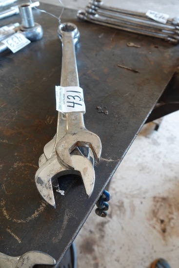 BUNDLE OF OPEN BOX END WRENCHES METRIC