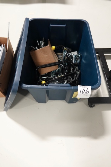 TUB OF METAL HANGERS