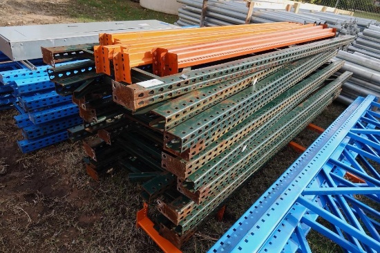 PALLET RACKING (10) UPRIGHTS & (80) CROSS BEAMS (X5)