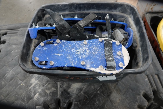 TUB OF SAFETY SPIKE SANDALS/SHOES