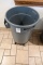 BRUTE TRASH CAN W/CASTERS