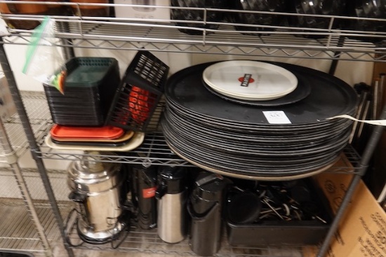 SERVING TRAYS & BASKETS