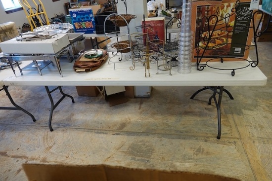 8’ LIFETIME TABLE (NO CONTENTS)