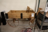 WAGON & VASES X1