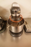 KITCHENAID 8 QT MIXER W/BOWL, PADDLE, WHISK & HOOK