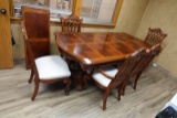 TABLE W/5 CHAIRS