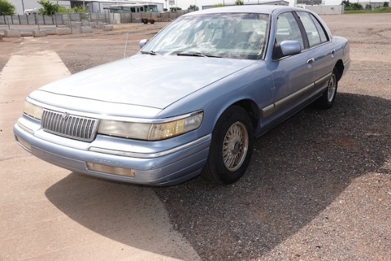 1992 MERCURY GRAND MARQUIS LS