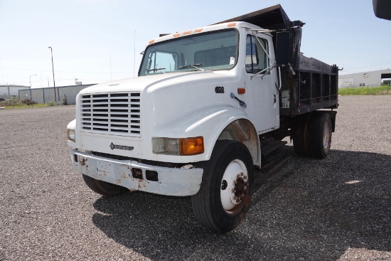2000 INTERNATIONAL 4700 T44E